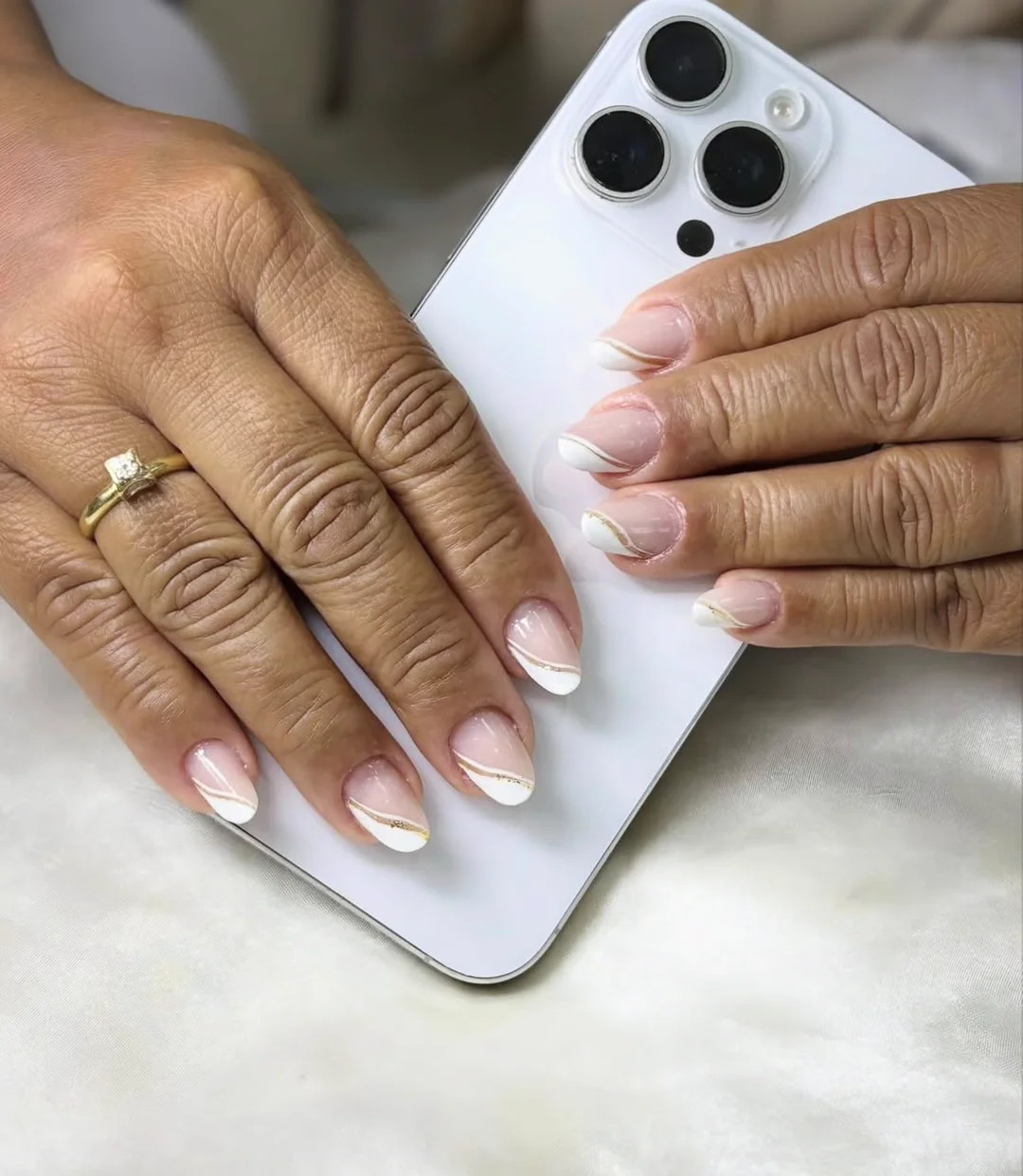 Unhas feitas na Amiga da Beleza